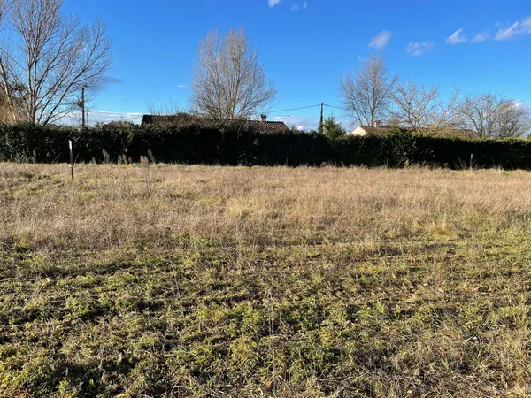 Terrain en individuel 1800 m² 