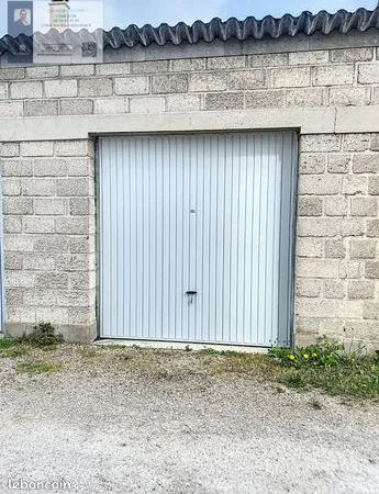 Box de stockage 26 m² 