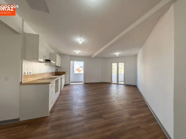 Appartement 4 pièces 79 m² 