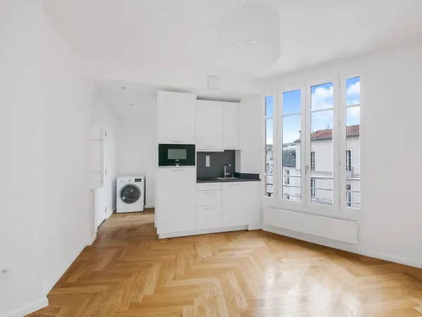 Studio 1 pièce 19 m² 