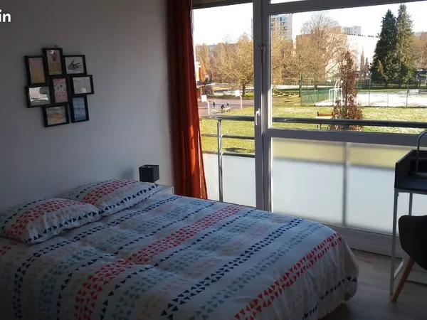 Appartement 4 pièces 11 m² 