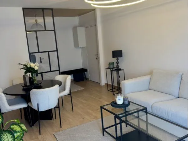 Chambre meublée dans bel appartement rénové - Colocation 2 personnes - Amien 
