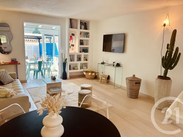 Maison 2 pièces 53 m² 