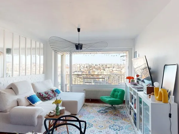 Parc Micaud : en étage élevé appartement T3 avec terrasse 