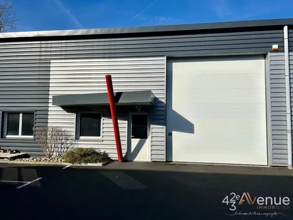 Entrepôt 475 m² 