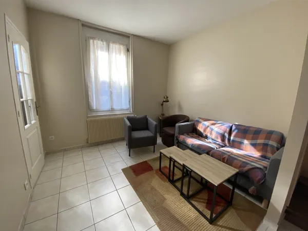 AMIENS SAINT ANNE, MAISON 2 CHAMBRES ET BUREAU 