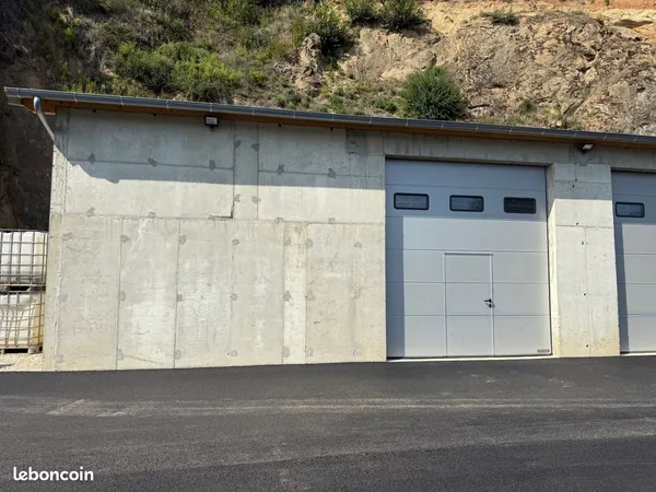 Entrepôt de stockage à louer à Ampuis 