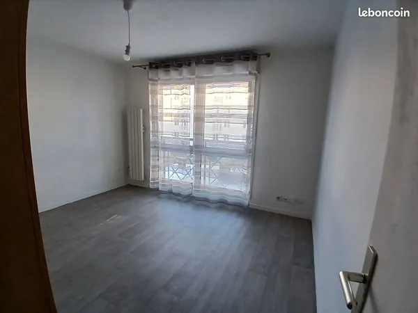 Appartement 1 pièce 28 m² 