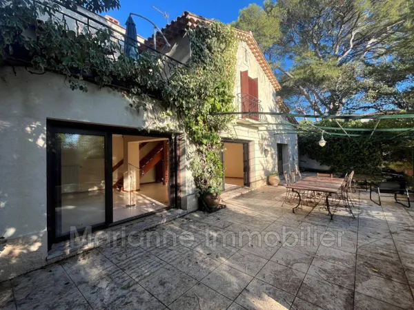 Maison 6 pièces 180 m² 