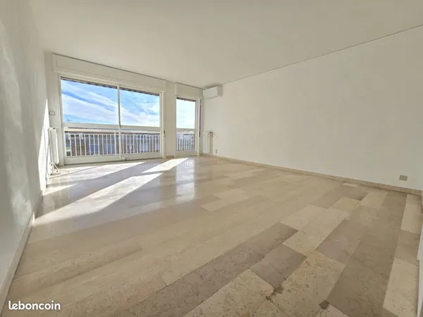 Appartement 4 pièces 103 m² 