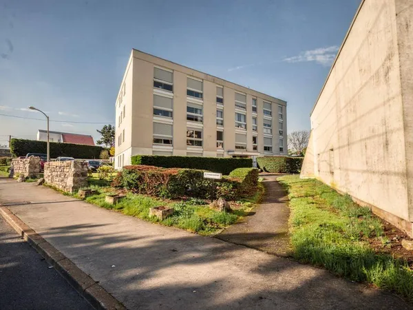 Studio 1 pièce 39 m² 