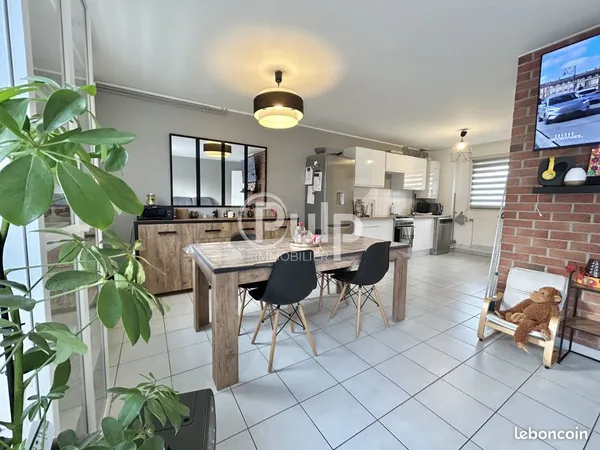 Maison 5 pièces 70 m² 