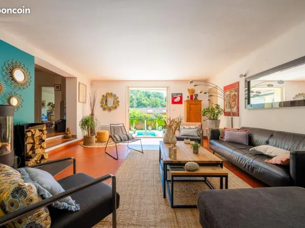 Maison 6 pièces 173 m² 