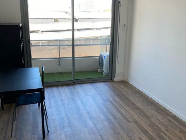 Studio Non Meublé 24m2 