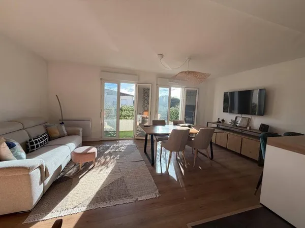 Appartement 3 pièces 63 m² 