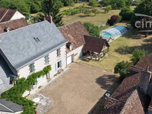 Maison 11 pièces 285 m² 