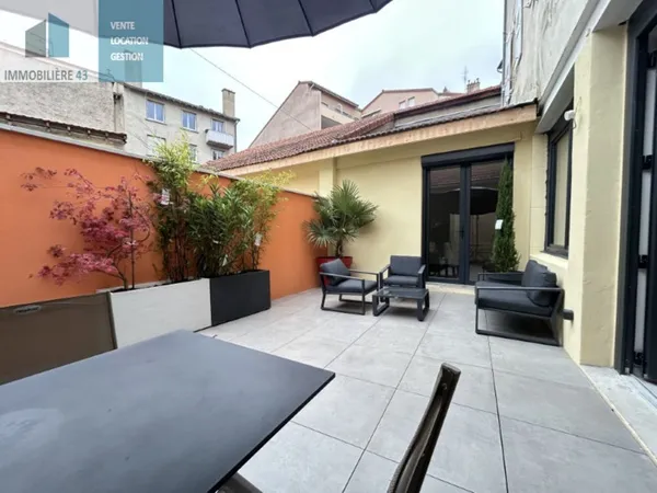 APPARTEMENT CENTRE VILLE 110 M2 TERRASSE ET GARAGE 