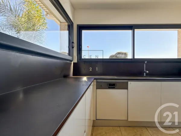 Maison 5 pièces 180 m² 