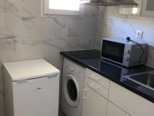 Studio 1 pièce 20 m² 