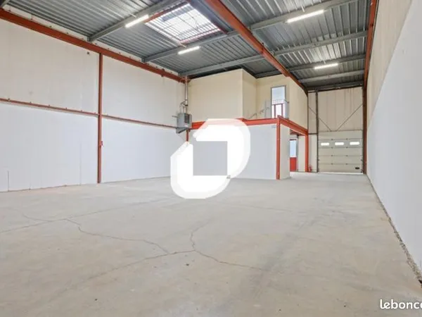 Local commercial 245 m² 