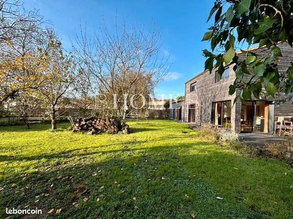 Maison 6 pièces 105 m² 