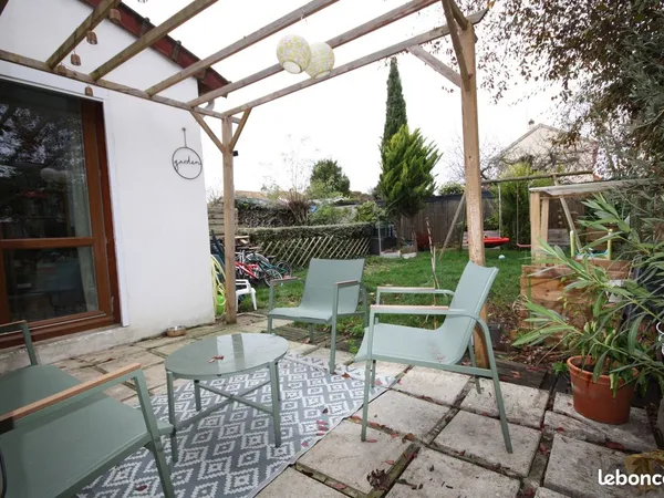 Exclusivité Tinqueux au calme, maison 3 chambre, jardin, garage 