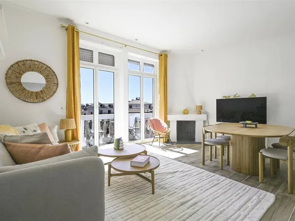 Appartement 6 pièces 62 m² 