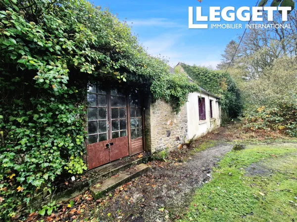 Projet de rénovation charmant avec 2 chambres, grange, hangar et plus de 4000m² de terrain ? 