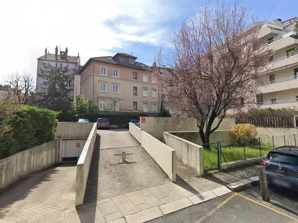 Parking 15 m² 