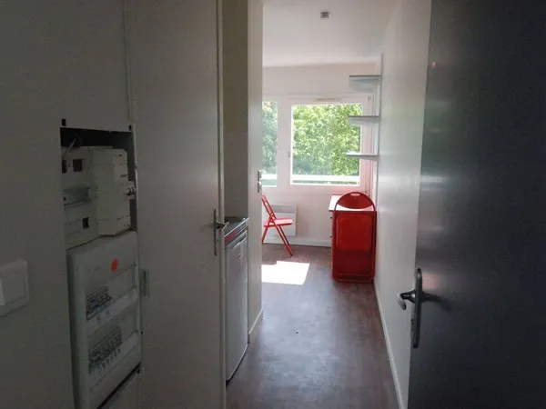 Appartement 1 pièce 13 m² 