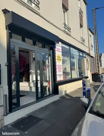Local commercial 150 m² 