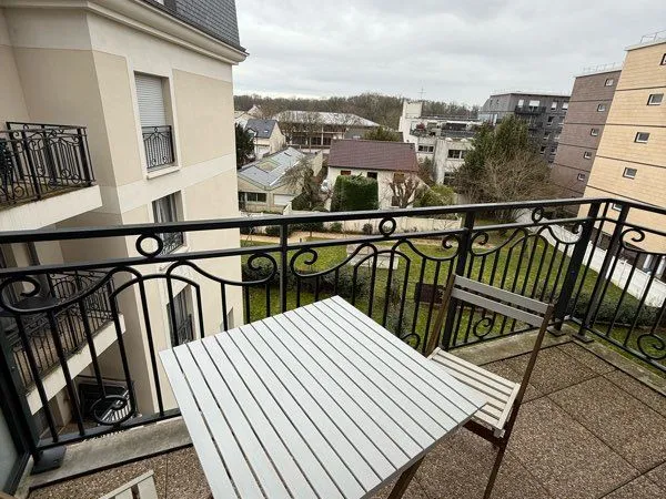 Studio meublé 31 m² - Clamart - Tram T6 - Résidence 2023 - Calme 