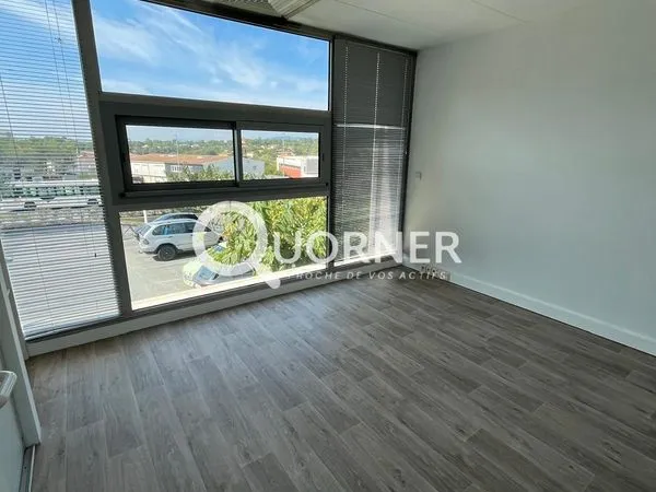 Bureaux 151 m² Saint-Raphaël 