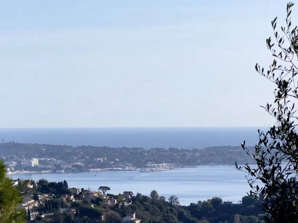 Maison 7 pièces 280 m² 