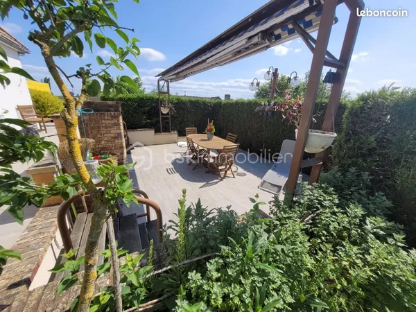 Pavillon 7 pièces 165 m² 