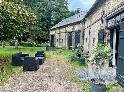 Maison 6 pièces 212 m² 