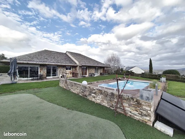 Maison 5 pièces 163 m² 