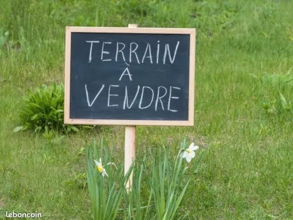 Terrain 300 m² Fons 