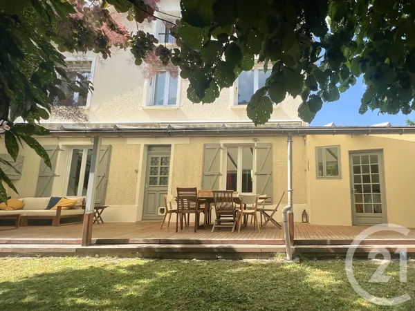 Maison 6 pièces 96 m² 