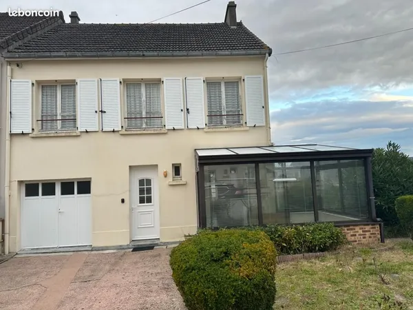 Maison 5 pièces 82 m² 