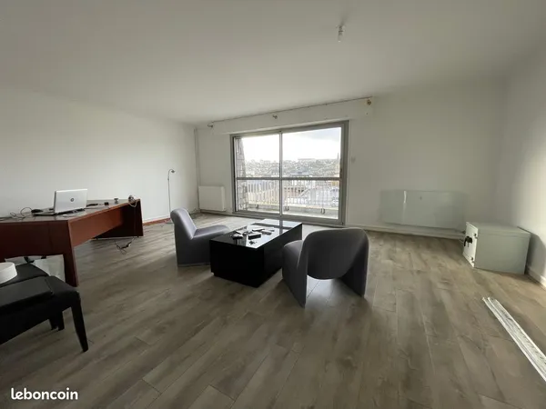 Appartement 3 pièces 104 m² 