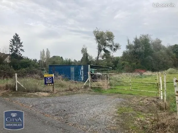 Terrain 2051 m² 