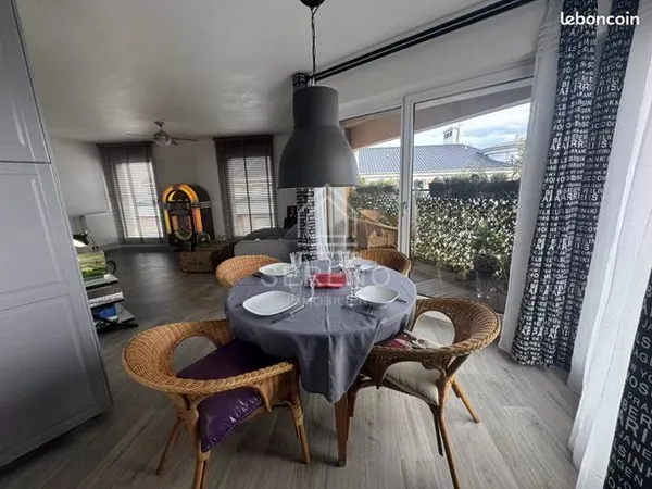 Appartement 3 pièces 79 m² 