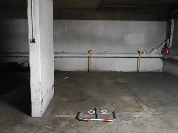 Parking 12 m² 