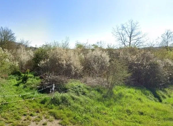 Terrain 818 m² 