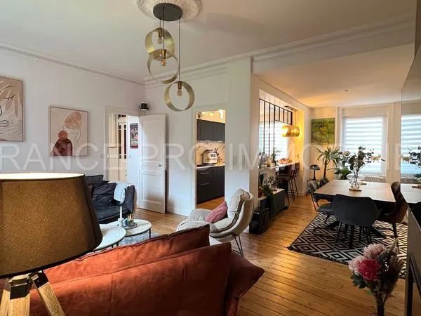 Maison de ville 7 pièces 160 m² 