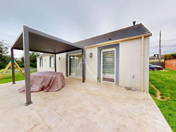 Maison de plain-pied 5 pièces 97 m² 