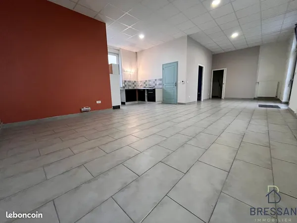 Appartement 2 pièces 81 m² 
