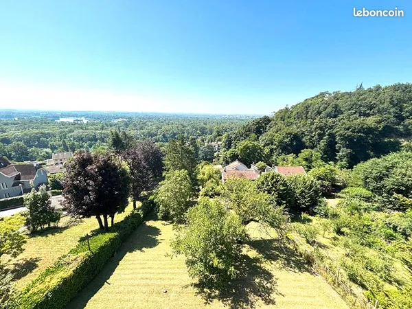 Maison 7 pièces 244 m² 