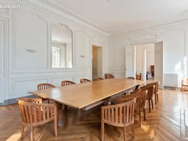Bureaux 220 m² 